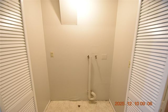 5824 GREY STREET, New Port Richey, FL 34652