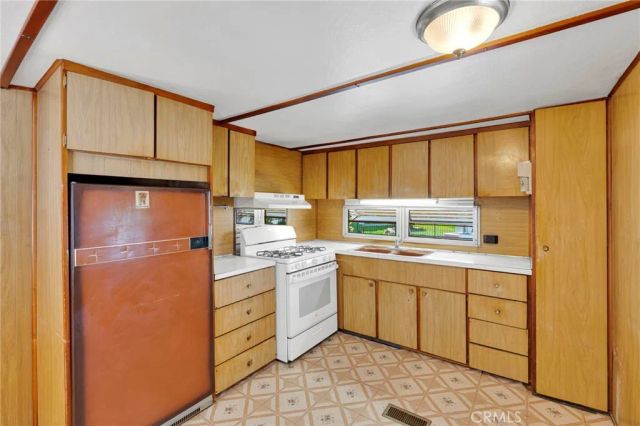 21922 Ottawa 26, Apple Valley, CA 92308