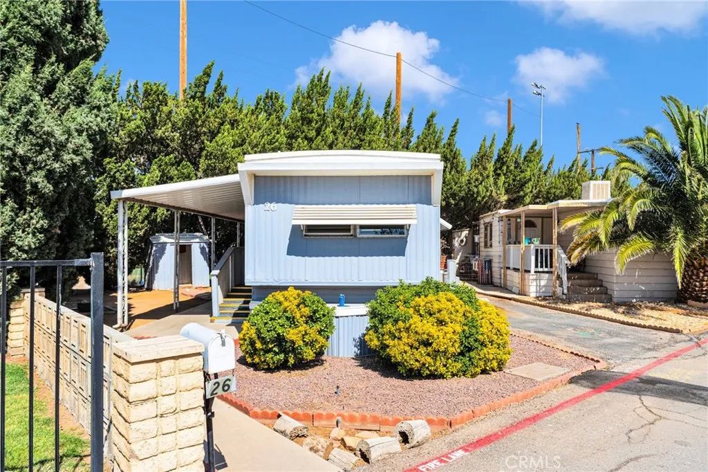 21922 Ottawa 26, Apple Valley, CA 92308