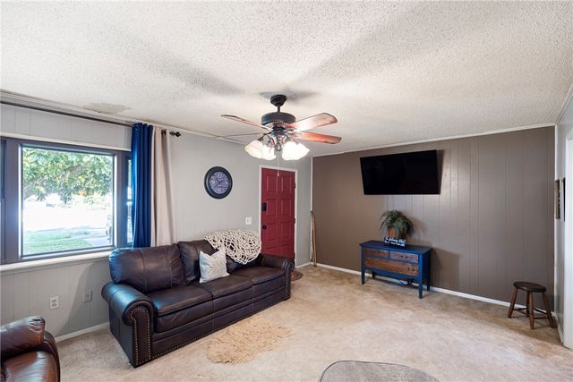 3964 SR 7, Russellville, AR 72802