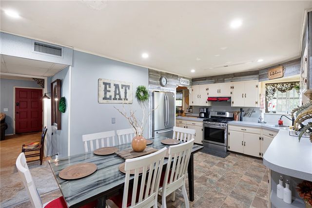 3964 SR 7, Russellville, AR 72802