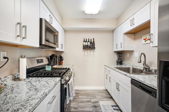 1025 E 32nd Street, Tucson, AZ 85713