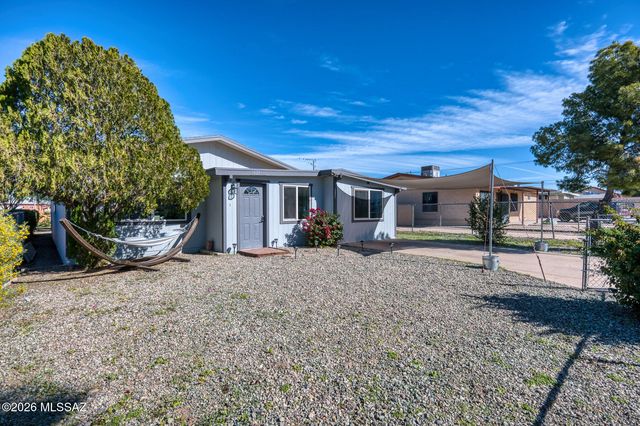 1025 E 32nd Street, Tucson, AZ 85713