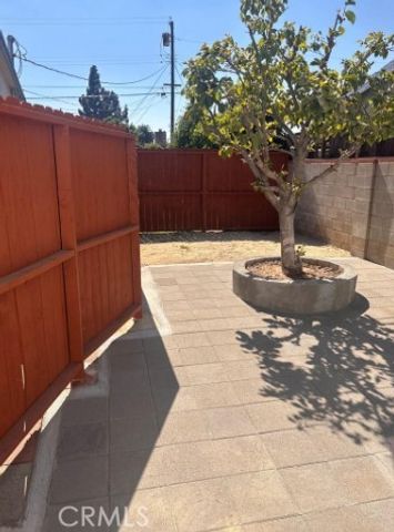 10133 Kester Avenue, San Fernando, CA 91345