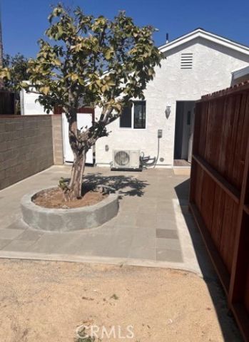 10133 Kester Avenue, San Fernando, CA 91345