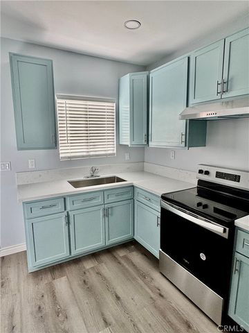 10133 Kester Avenue, San Fernando, CA 91345