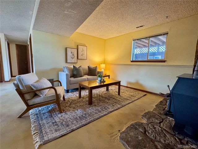 463 N Washington Street, Monument, CO 80132