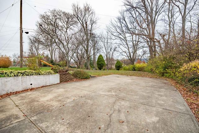 216 Applewood Drive, Lakeside Park, KY 41017