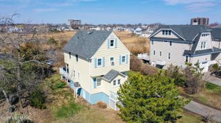 47 Valentine Street, Monmouth Beach, NJ 07750
