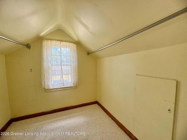1217 N Hayford Avenue, Lansing, MI 48912