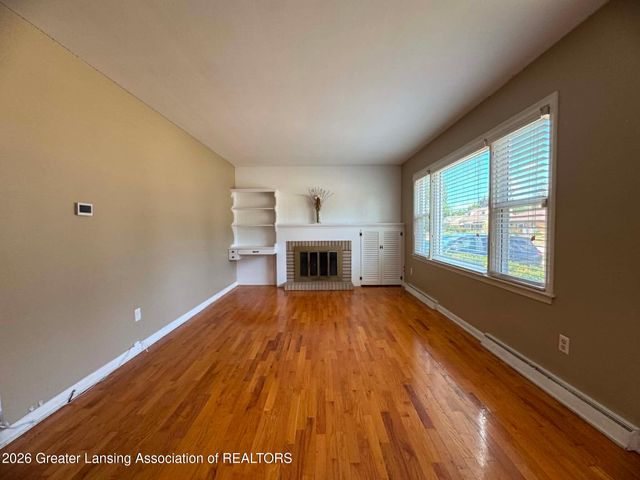 1217 N Hayford Avenue, Lansing, MI 48912