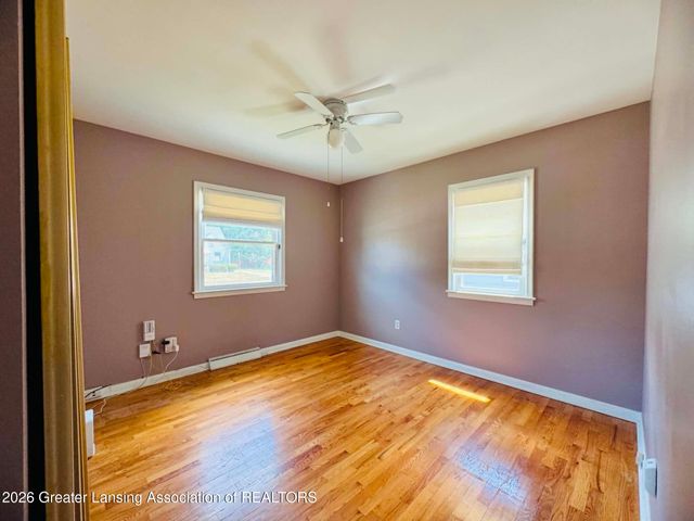 1217 N Hayford Avenue, Lansing, MI 48912
