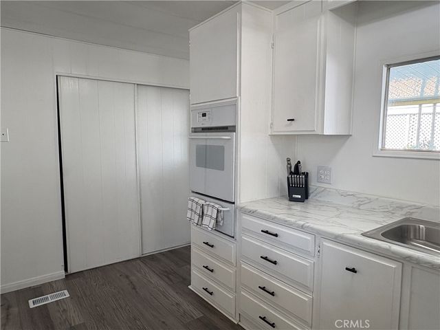 1895 W Devonshire Avenue 27, Hemet, CA 92545