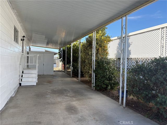 1895 W Devonshire Avenue 27, Hemet, CA 92545