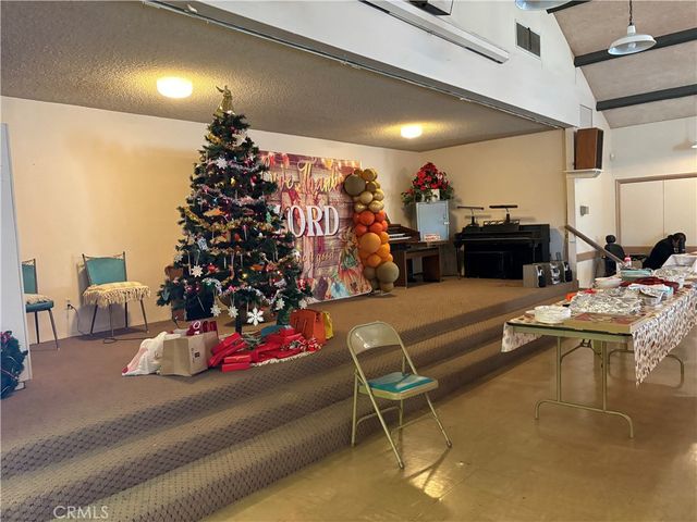 1895 W Devonshire Avenue 27, Hemet, CA 92545