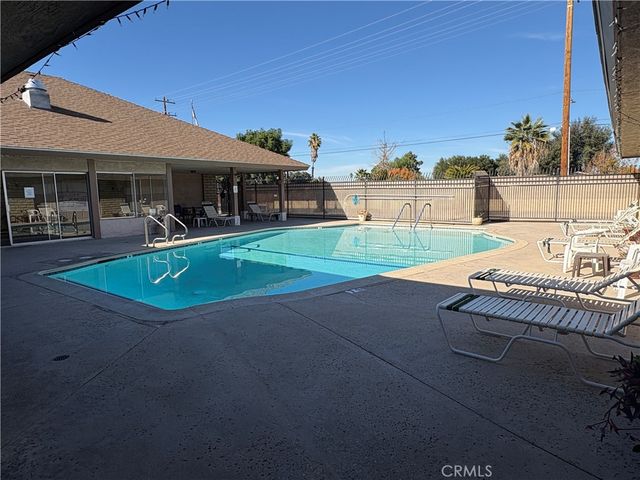 1895 W Devonshire Avenue 27, Hemet, CA 92545