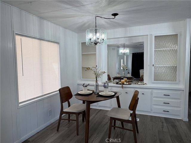 1895 W Devonshire Avenue 27, Hemet, CA 92545