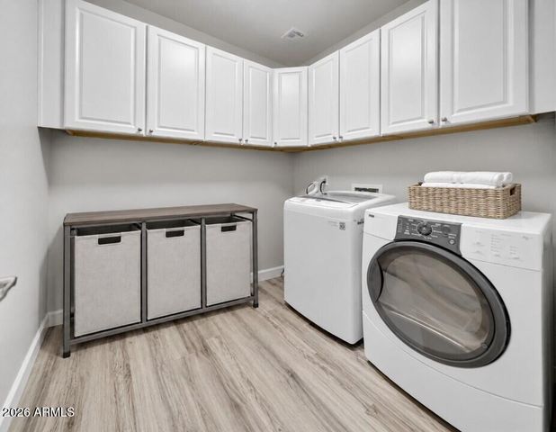 5511 W Molly Lane, Phoenix, AZ 85083
