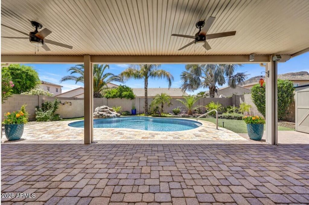 5511 W Molly Lane, Phoenix, AZ 85083 — photo 2