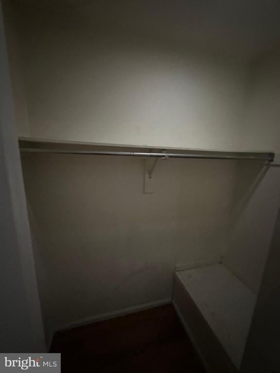 Image 19 of property listing at 7602 WESTLAKE TER #19, Bethesda, MD 20817
