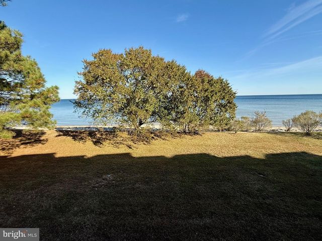 48409 SURFSIDE DR, Lexington Park, MD 20653