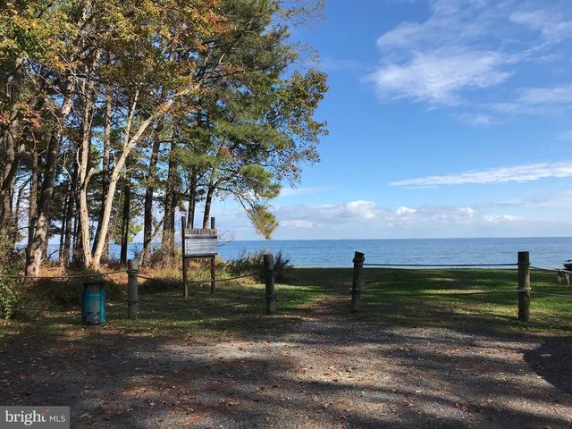 48409 SURFSIDE DR, Lexington Park, MD 20653