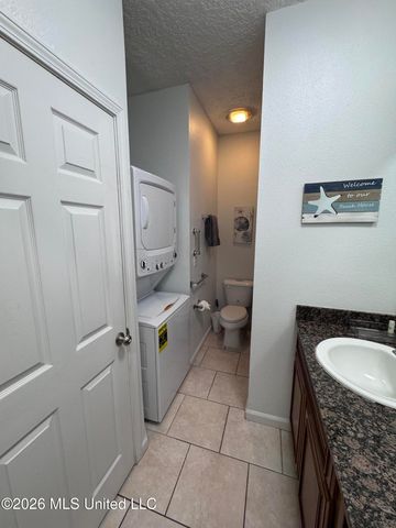1100 Century Oaks Drive, A, Gulfport, MS 39507