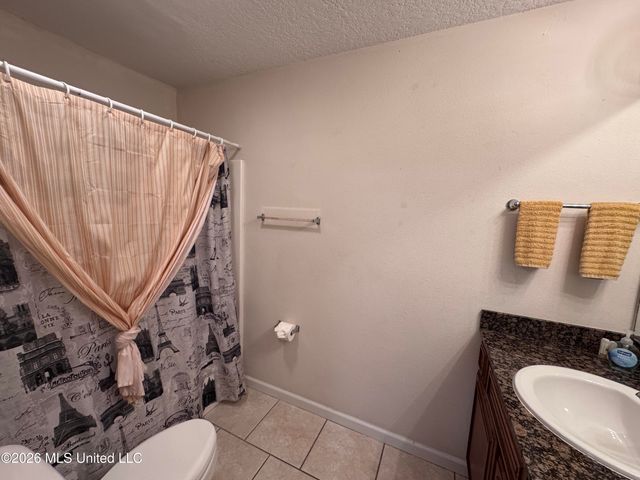 1100 Century Oaks Drive, A, Gulfport, MS 39507