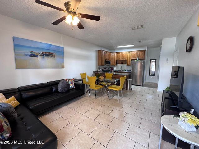 1100 Century Oaks Drive, A, Gulfport, MS 39507