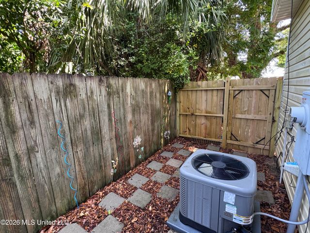 1100 Century Oaks Drive, A, Gulfport, MS 39507