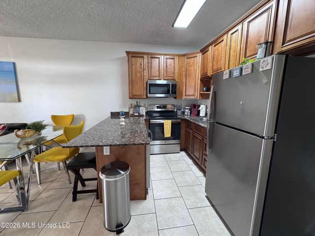 1100 Century Oaks Drive, A, Gulfport, MS 39507