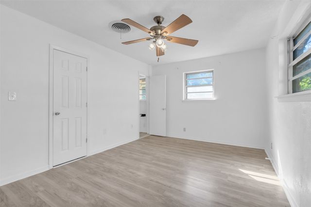 5624 Waltham Avenue, Fort Worth, TX 76133