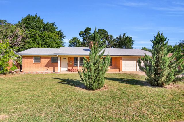 5624 Waltham Avenue, Fort Worth, TX 76133