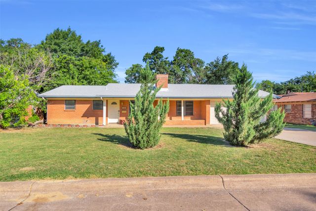 5624 Waltham Avenue, Fort Worth, TX 76133