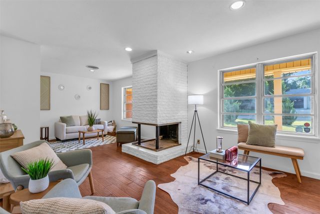 5624 Waltham Avenue, Fort Worth, TX 76133