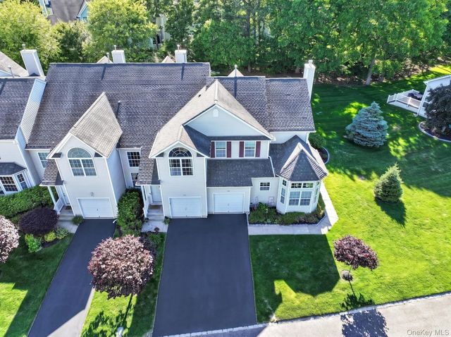 235 Kettles Lane, Medford, NY 11763