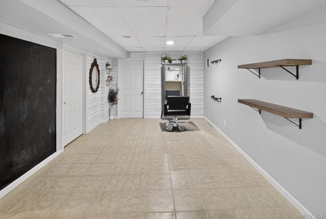 235 Kettles Lane, Medford, NY 11763