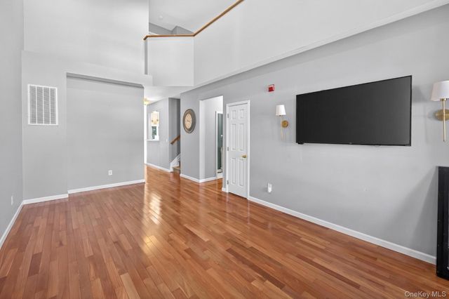 235 Kettles Lane, Medford, NY 11763