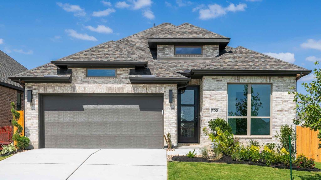 300 Gary Wayne DR, Liberty Hill, TX 78642