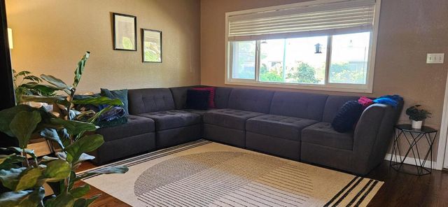 6955 S Land Park Dr, Sacramento, CA 95831