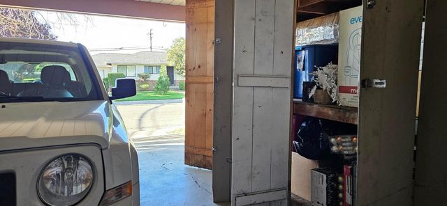 6955 S Land Park Dr, Sacramento, CA 95831