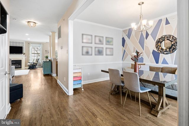 208 CLUBHOUSE CT, Conshohocken, PA 19428