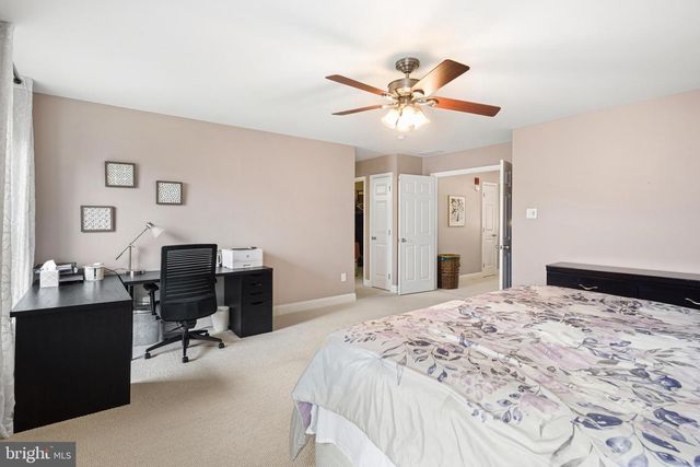 208 CLUBHOUSE CT, Conshohocken, PA 19428