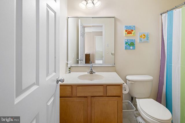 208 CLUBHOUSE CT, Conshohocken, PA 19428