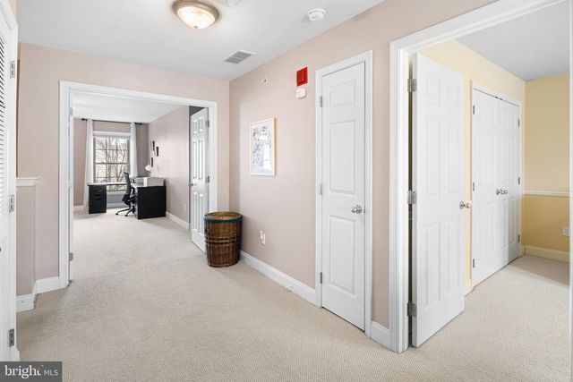 208 CLUBHOUSE CT, Conshohocken, PA 19428