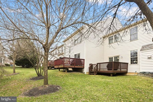 208 CLUBHOUSE CT, Conshohocken, PA 19428