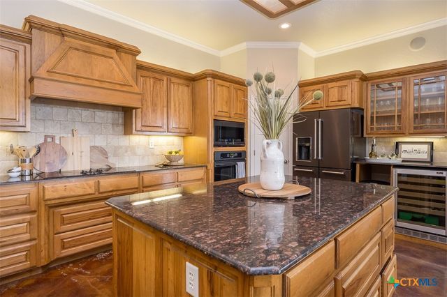11047 Highview Drive, Belton, TX 76513