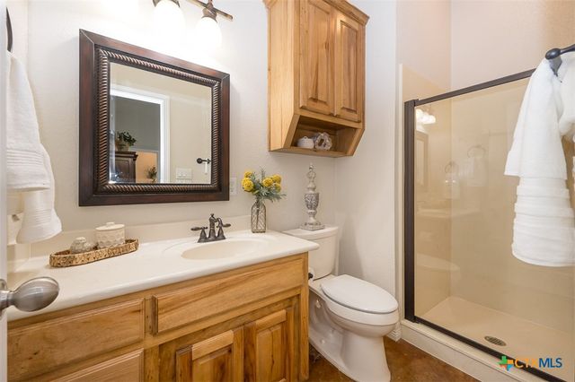 11047 Highview Drive, Belton, TX 76513