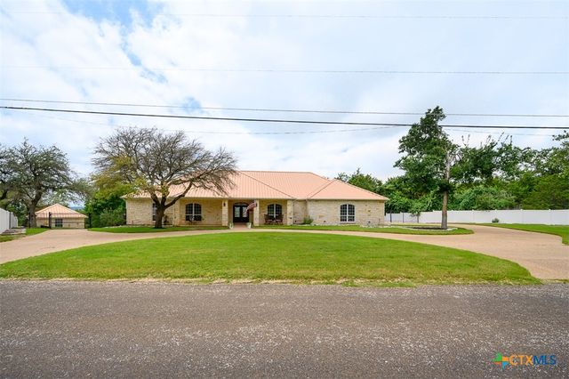 11047 Highview Drive, Belton, TX 76513