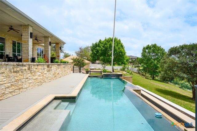 11047 Highview Drive, Belton, TX 76513